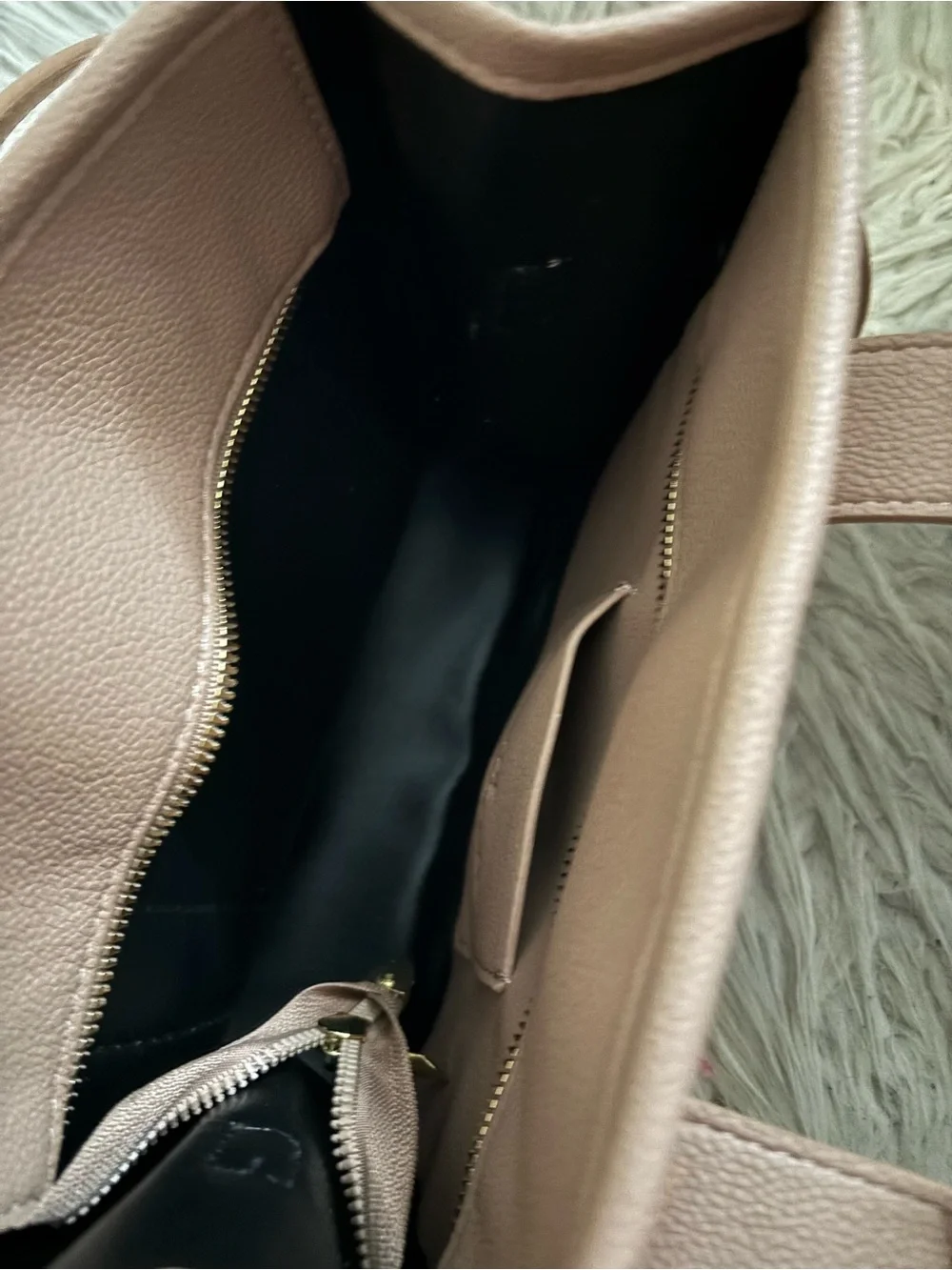 Marc Jacobs The Tote Bag in light brown with white logo